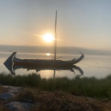 O Cantinho Entre A Ria E O Mar - With Hot Water Pool Year Round Prázdninový dům