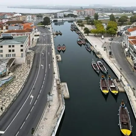 O Cantinho Entre A Ria E O Mar - With Hot Water Pool Year Round Prázdninový dům