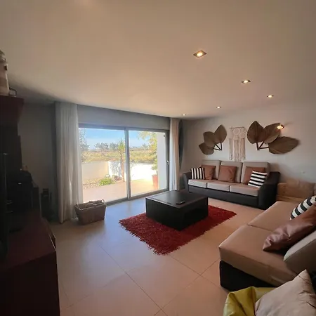 Semesterbostad O Cantinho Entre A Ria E O Mar - With Hot Water Pool Year Round -