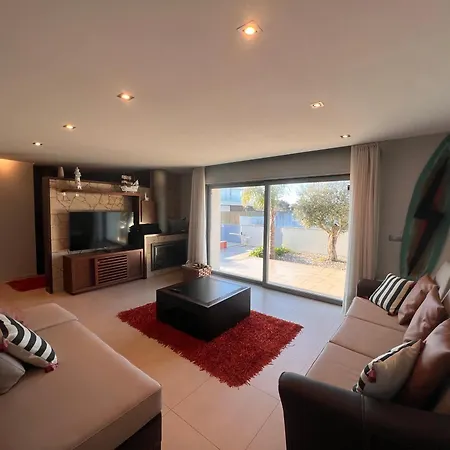 O Cantinho Entre A Ria E O Mar - With Hot Water Pool Year Round - *