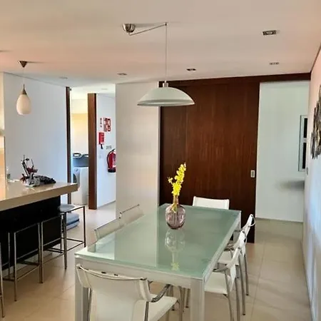 O Cantinho Entre A Ria E O Mar - With Hot Water Pool Year Round Feriehus *