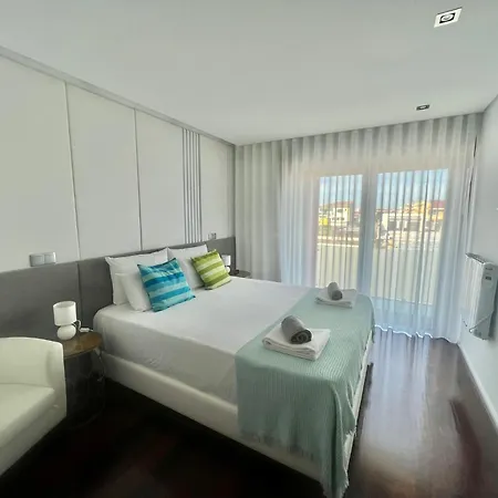 O Cantinho Entre A Ria E O Mar - With Hot Water Pool Year Round *