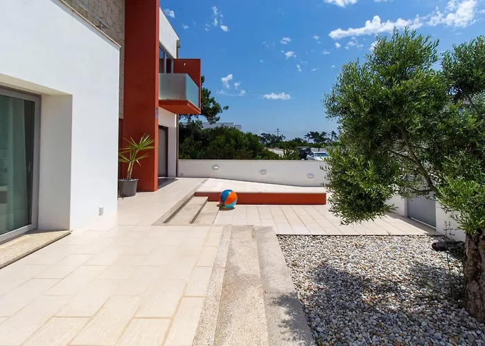 O Cantinho Entre A Ria E O Mar - With Hot Water Pool Year Round Casa de Férias *