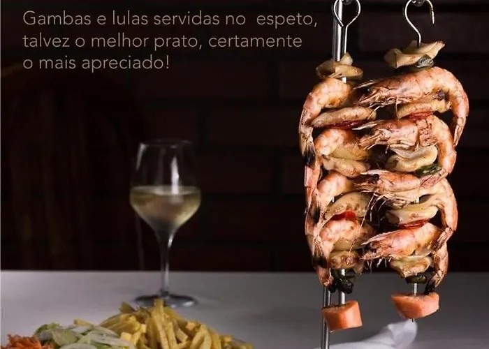 O Cantinho Entre A Ria E O Mar - With Hot Water Pool Year Round Casa de Férias Torreira