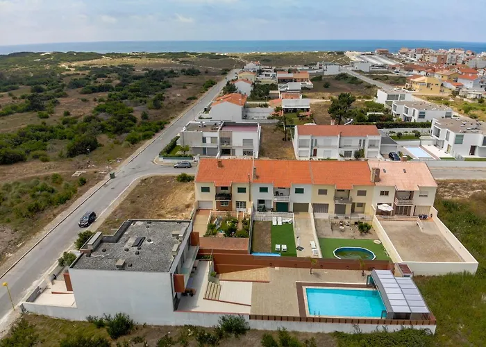 O Cantinho Entre A Ria E O Mar - With Hot Water Pool Year Round *