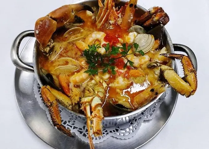 Casa de Férias O Cantinho Entre A Ria E O Mar - With Hot Water Pool Year Round