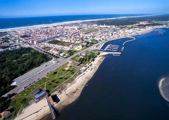 Casa de Férias O Cantinho Entre A Ria E O Mar - With Hot Water Pool Year Round