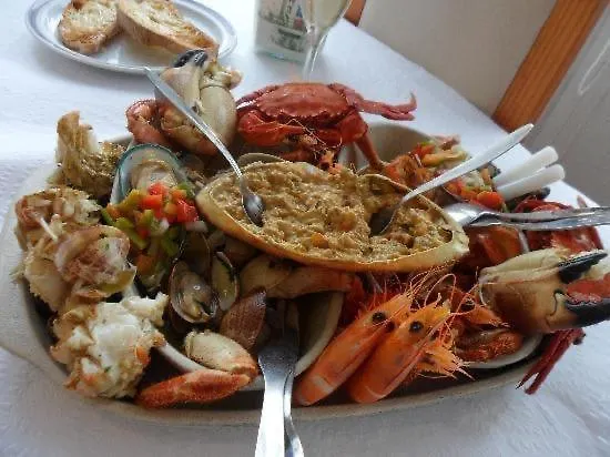 Casa de Férias O Cantinho Entre A Ria E O Mar - With Hot Water Pool Year Round