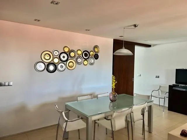 O Cantinho Entre A Ria E O Mar - With Hot Water Pool Year Round Casa de Férias *