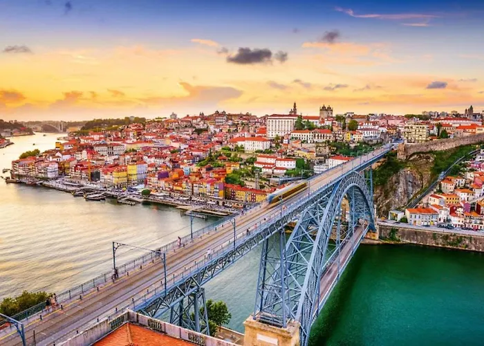 Casa de Férias O Cantinho Entre A Ria E O Mar - With Hot Water Pool Year Round Torreira