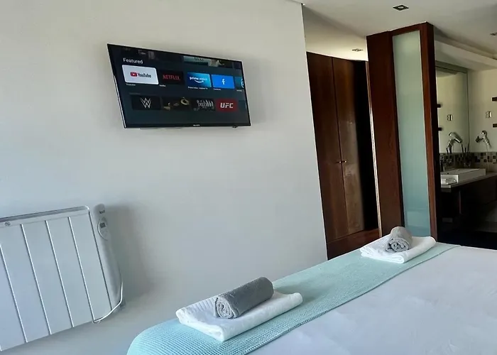 Casa de Férias O Cantinho Entre A Ria E O Mar - With Hot Water Pool Year Round