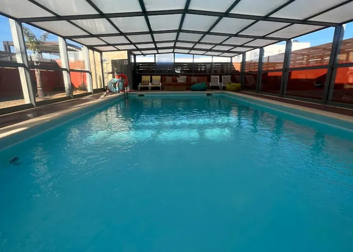 O Cantinho Entre A Ria E O Mar - With Hot Water Pool Year Round Casa de Férias